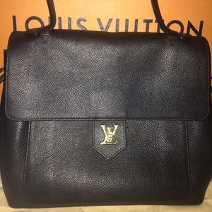Beautiful Soft Leather Medium Louis Vuitton Bag!